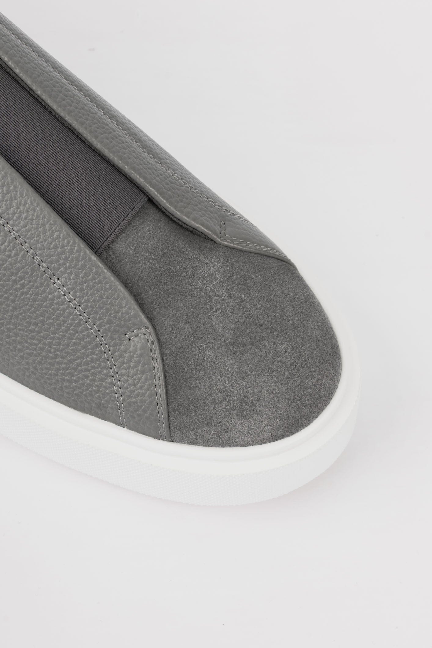 Legend London FOOTWEAR - TRAINERS VELORA TRAINER - GREY