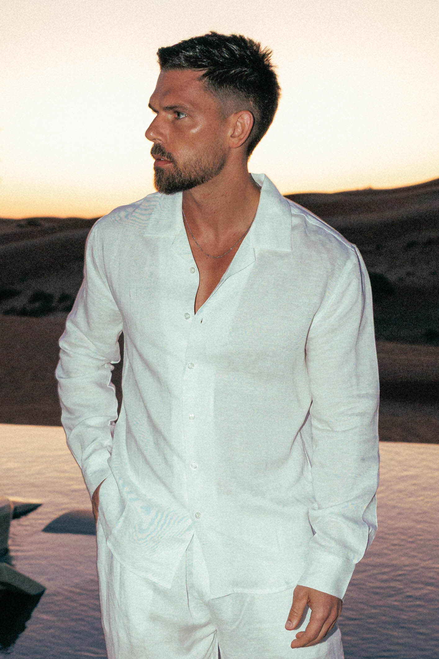 Legend London Shirt - Summer LINEN SHIRT - WHITE