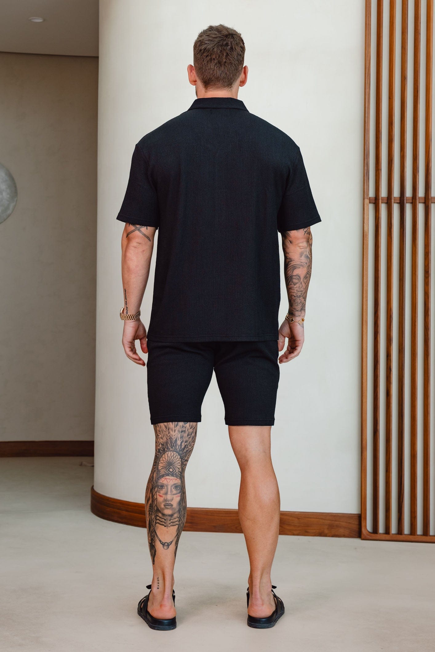 Legend London Shirt TEXTURED SHIRT - BLACK