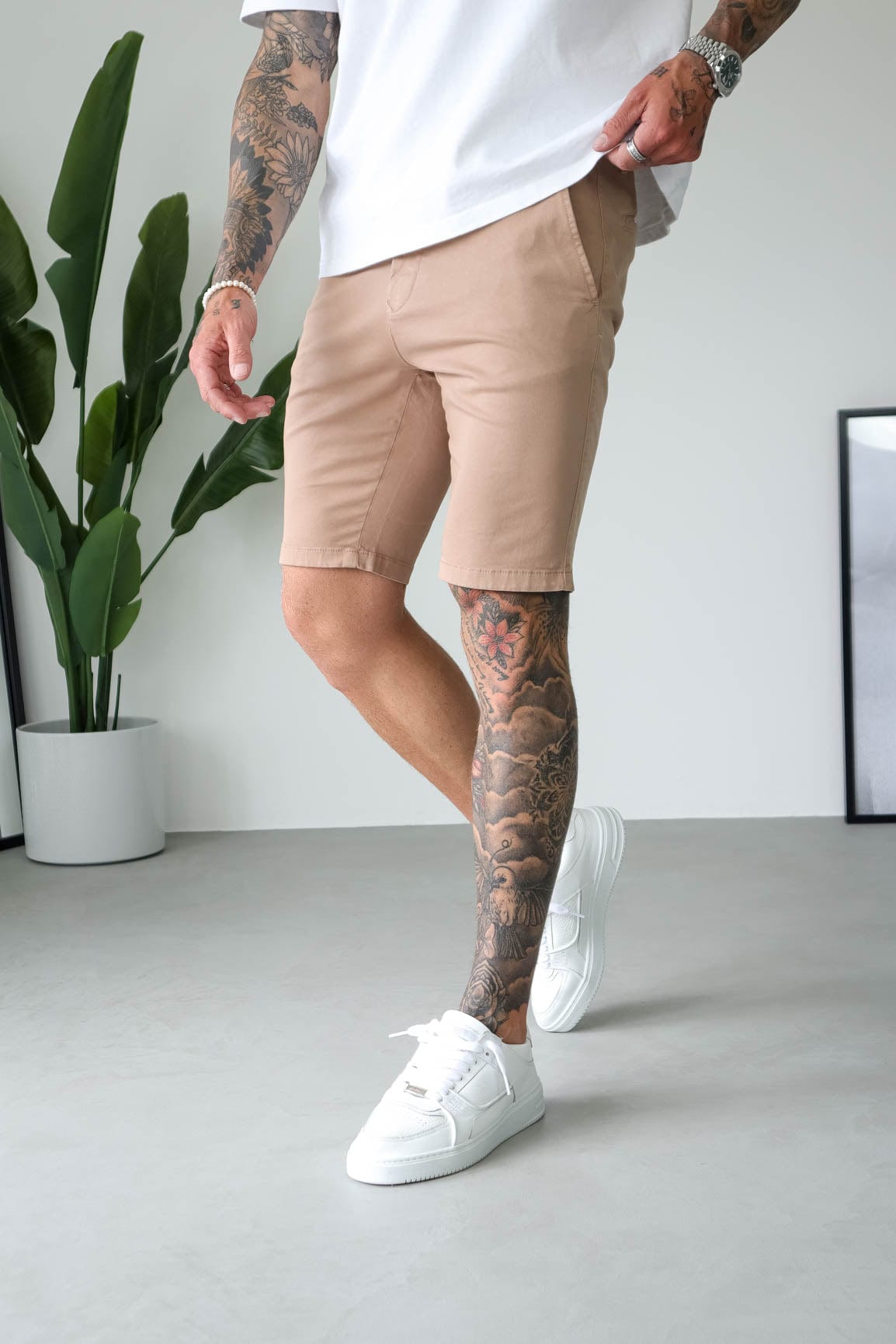 Legend London Shorts - chino SLIM CHINO SHORT - BEIGE