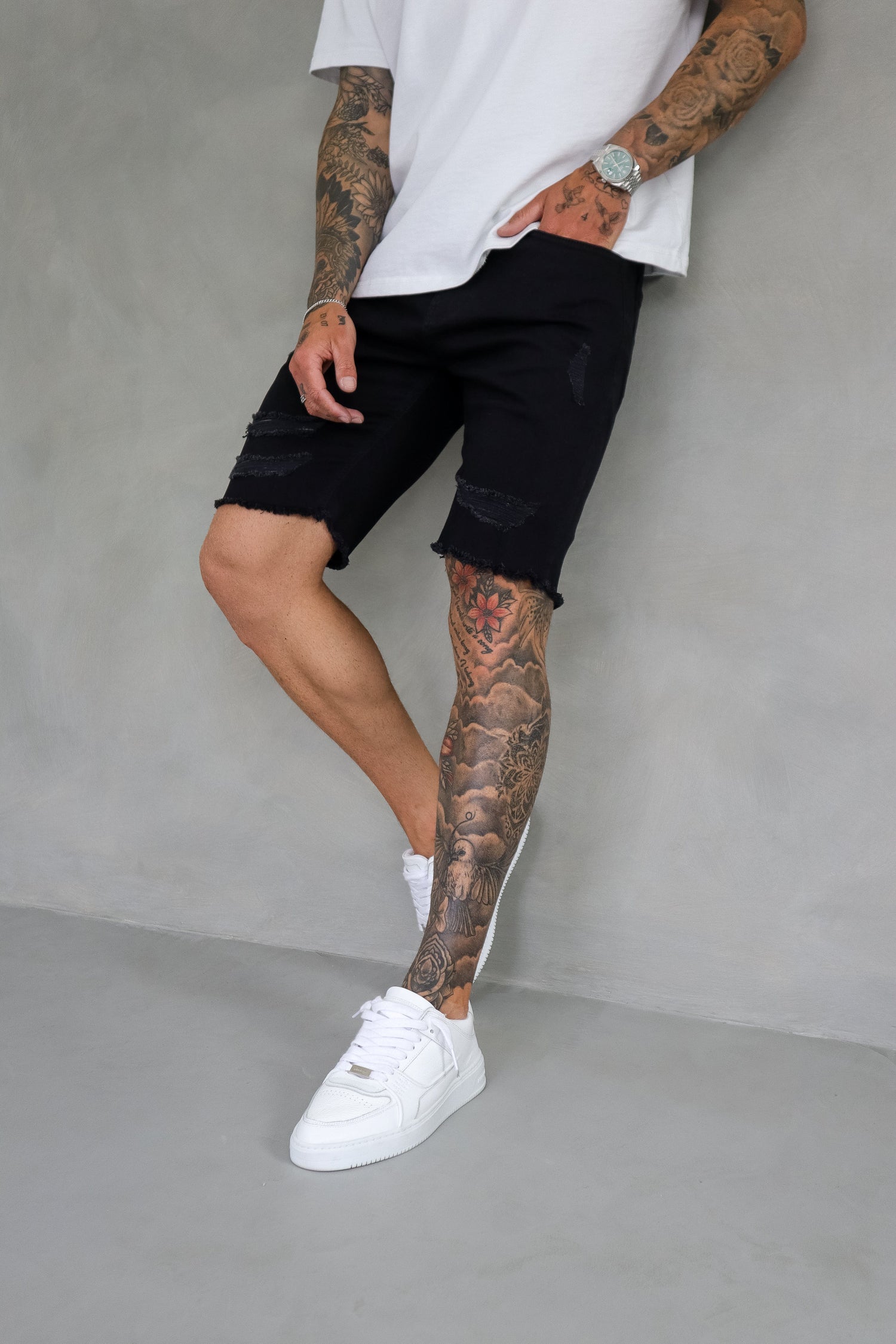 Legend London Shorts - denim SLIM DENIM SHORT - BLACK RIPPED