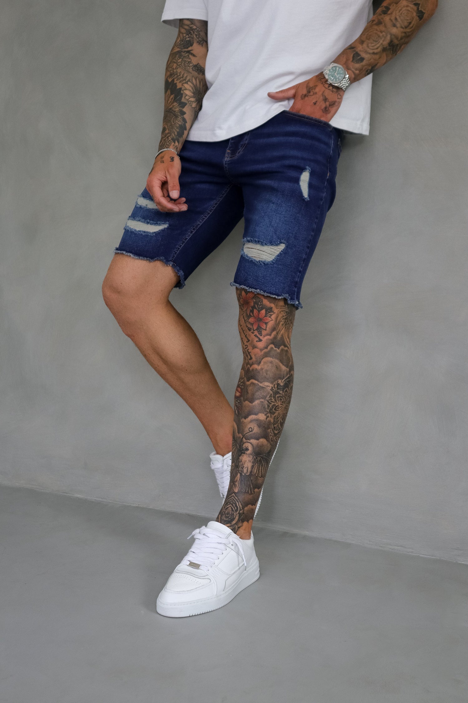 Legend London Shorts - denim SLIM DENIM SHORT - DARK BLUE RIPPED