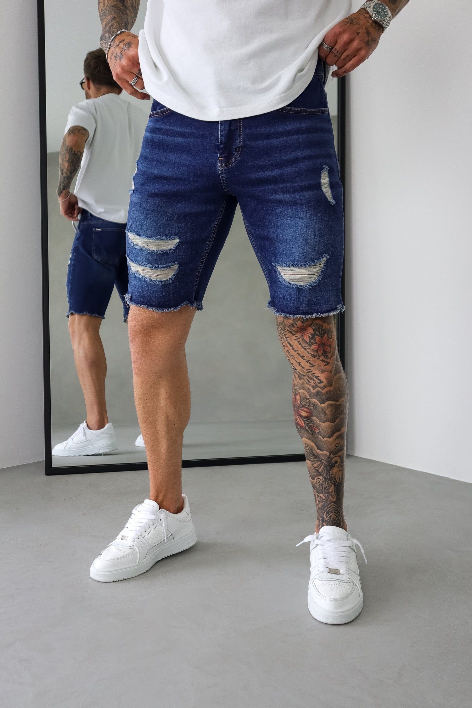Legend London Shorts - denim SLIM DENIM SHORT - DARK BLUE RIPPED