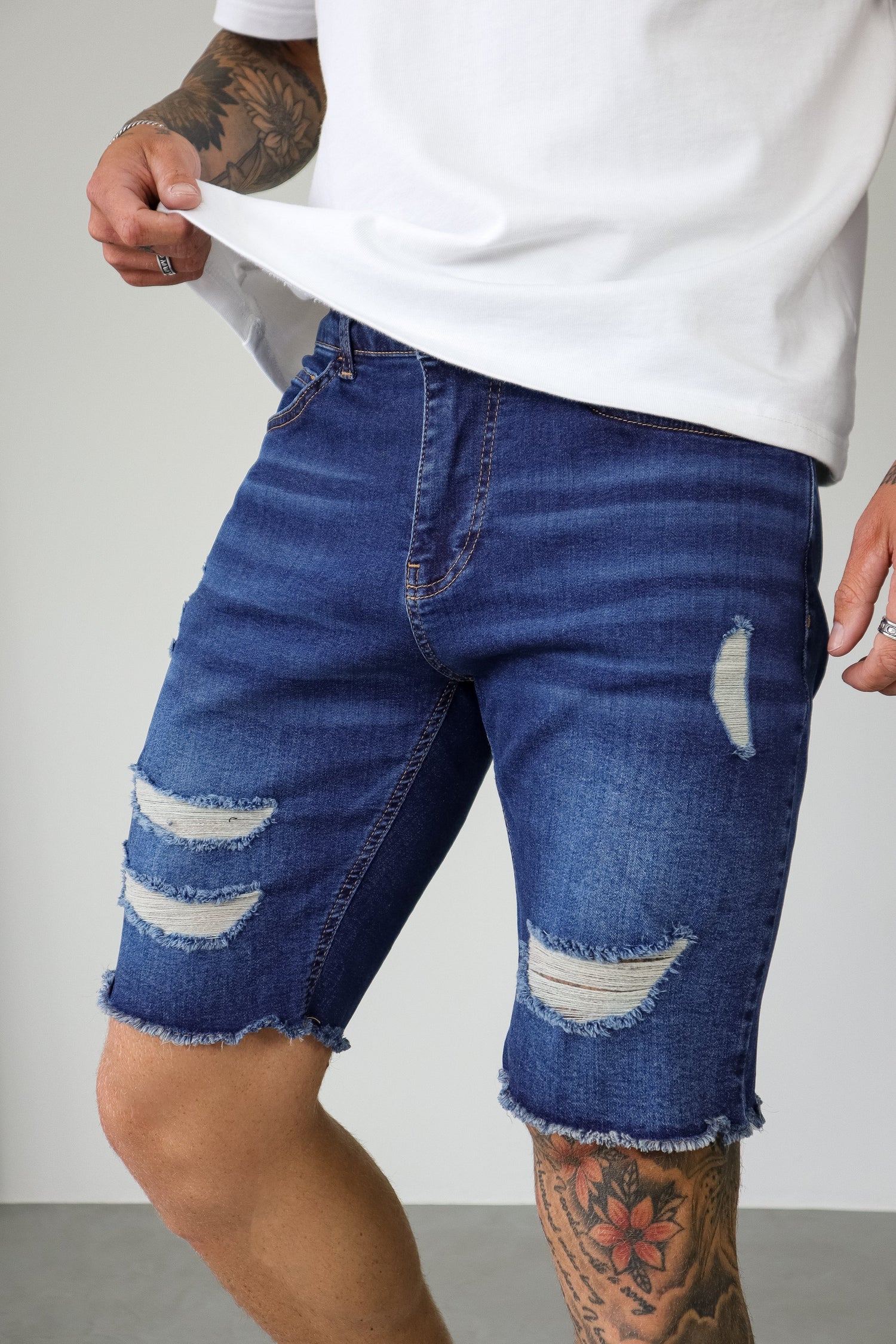 Legend London Shorts - denim SLIM DENIM SHORT - DARK BLUE RIPPED