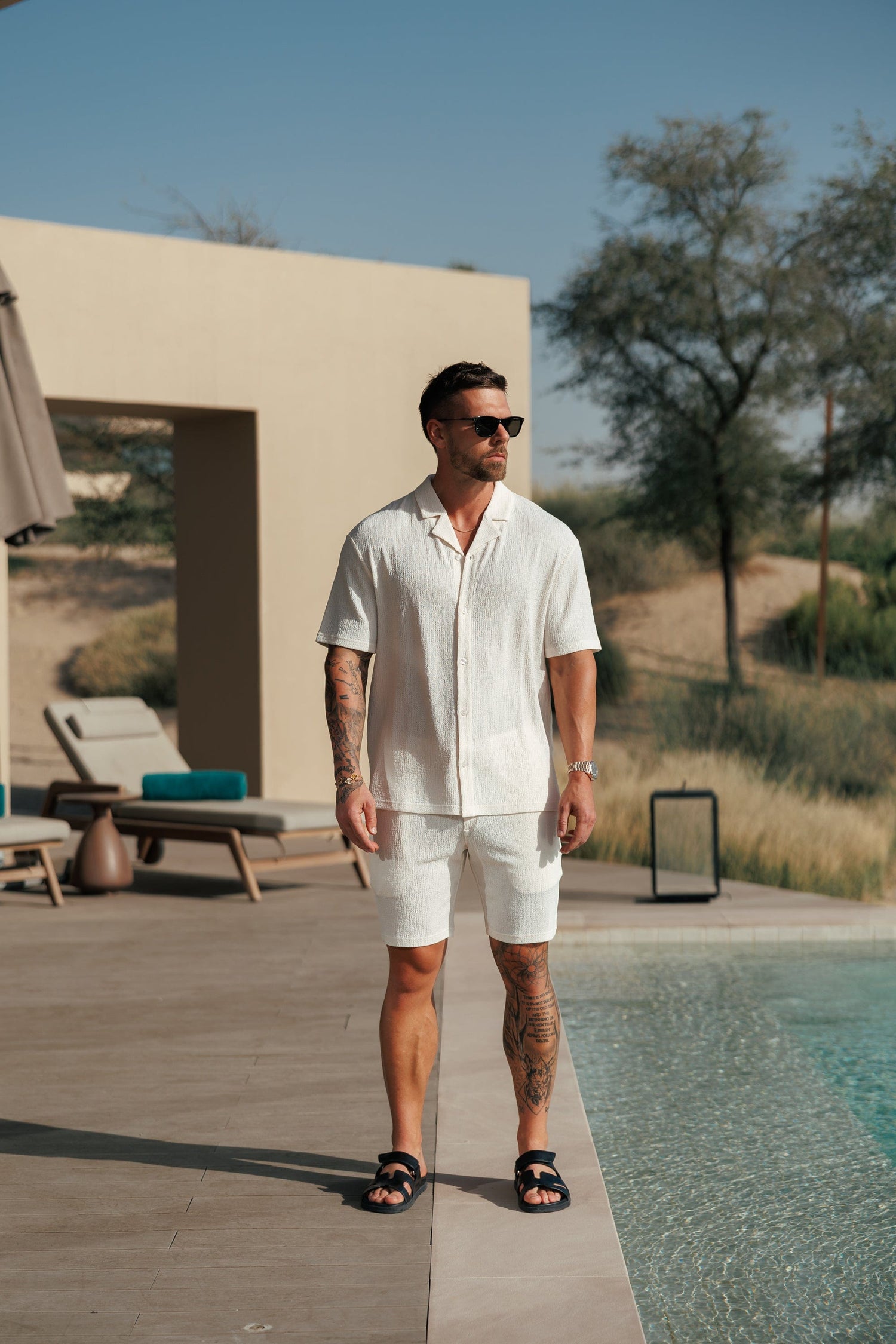 Legend London shorts TEXTURED SHORTS - OFF WHITE