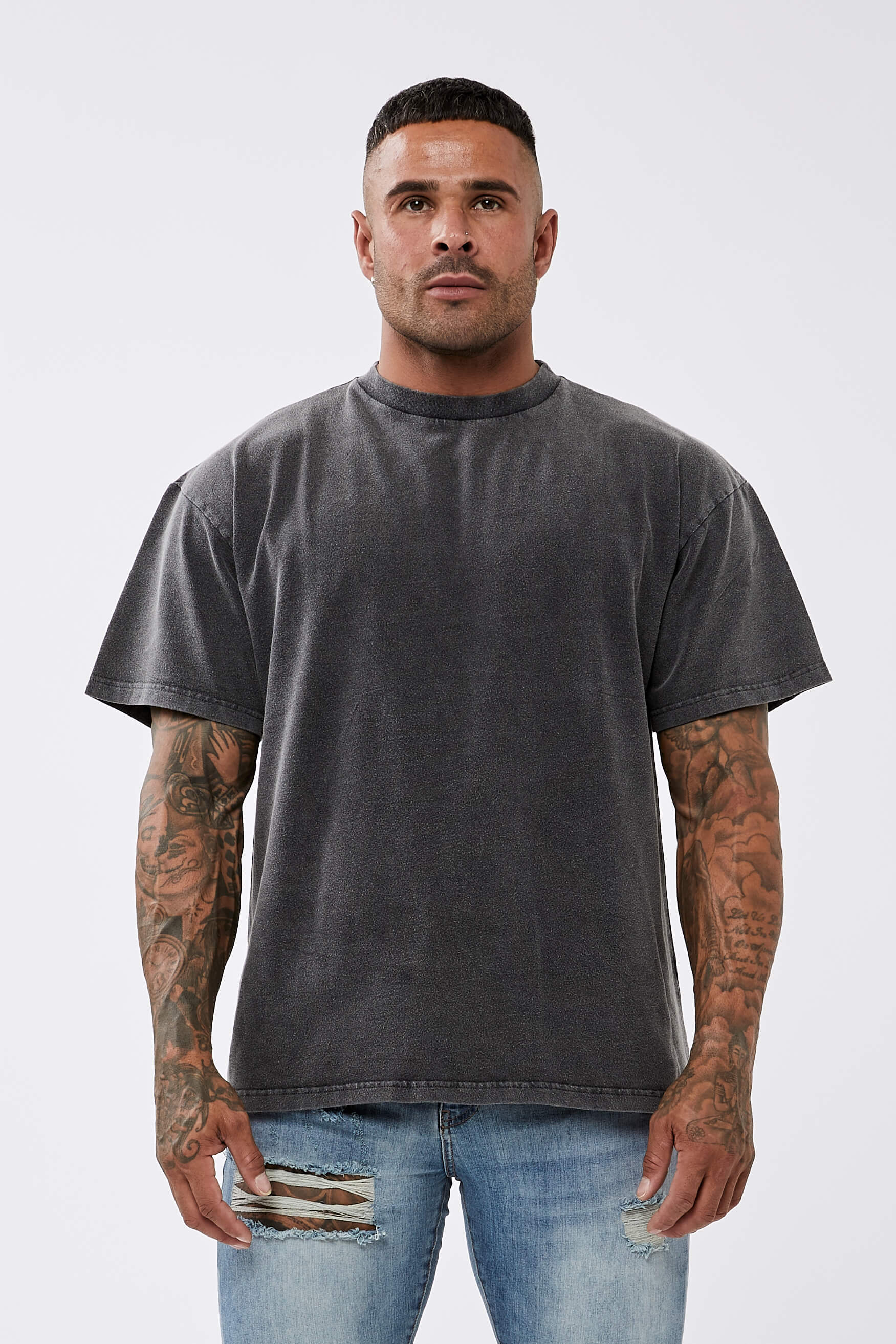 LEGEND* BASICS OVERSIZED T-SHIRT WASHED GREY – Legend London