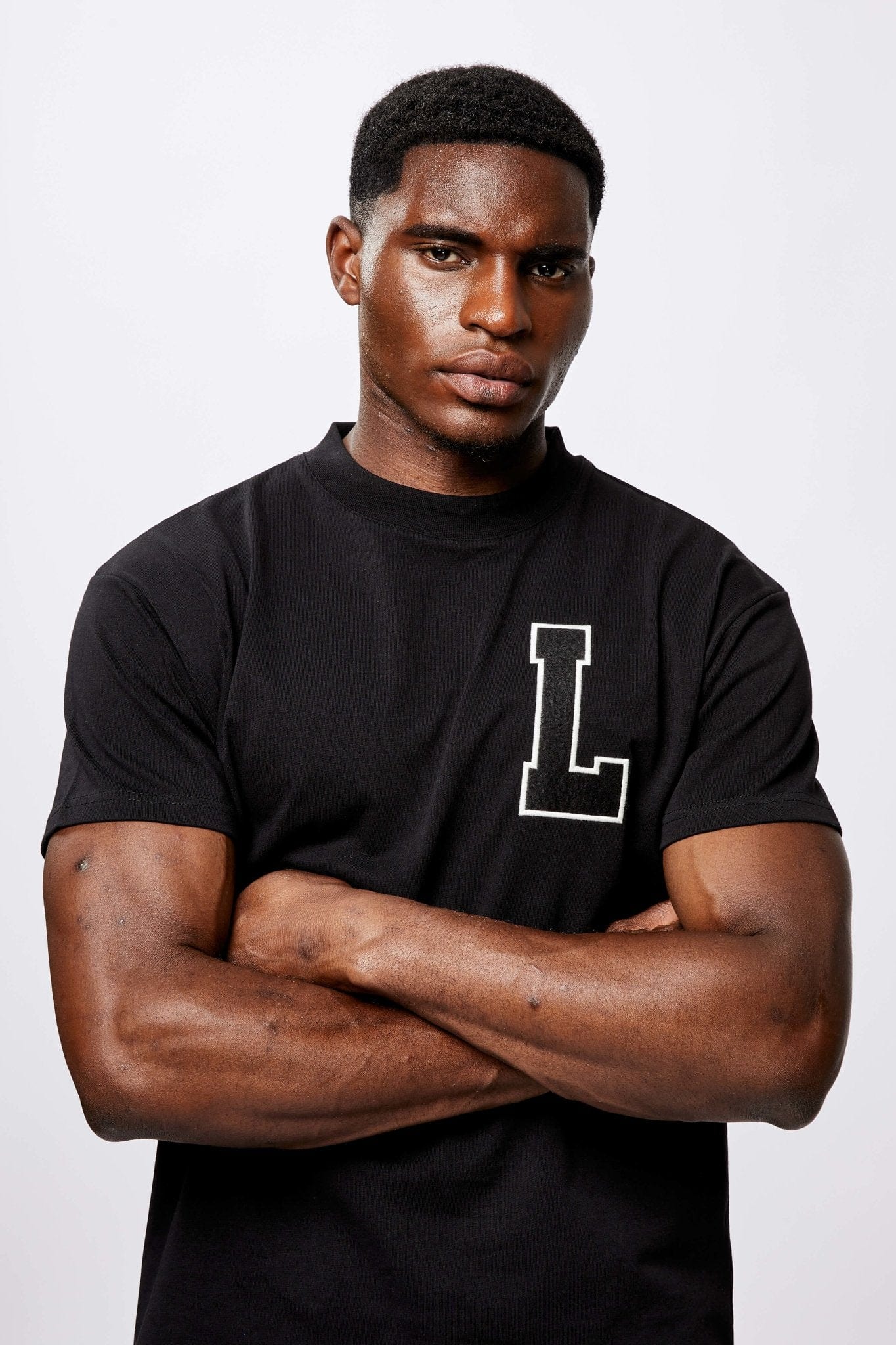 Legend London T-SHIRT VARSITY L T-SHIRT - BLACK