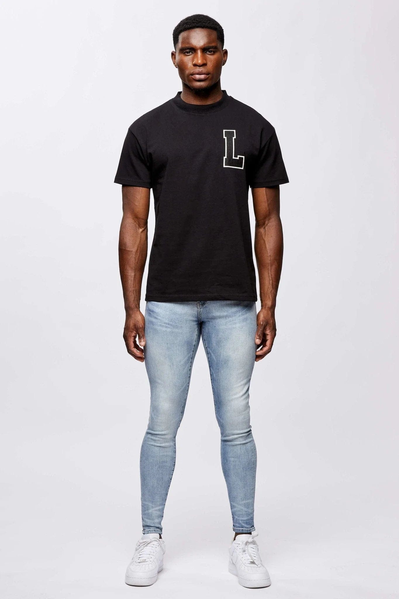 Legend London T-SHIRT VARSITY L T-SHIRT - BLACK