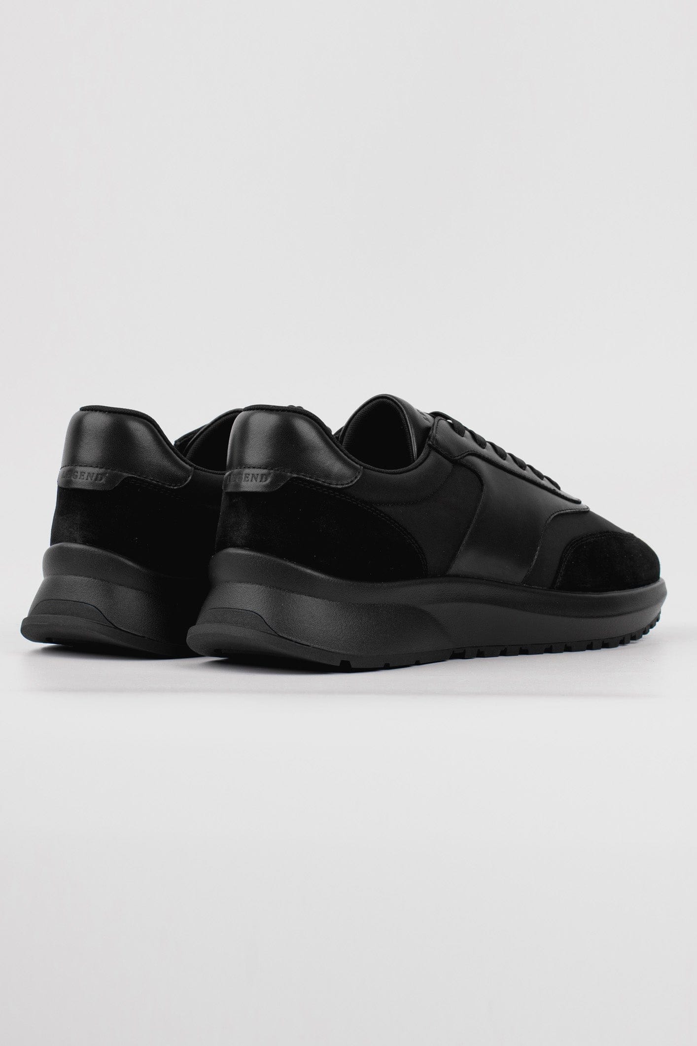 Legend London FOOTWEAR FORMA RUNNER - BLACK