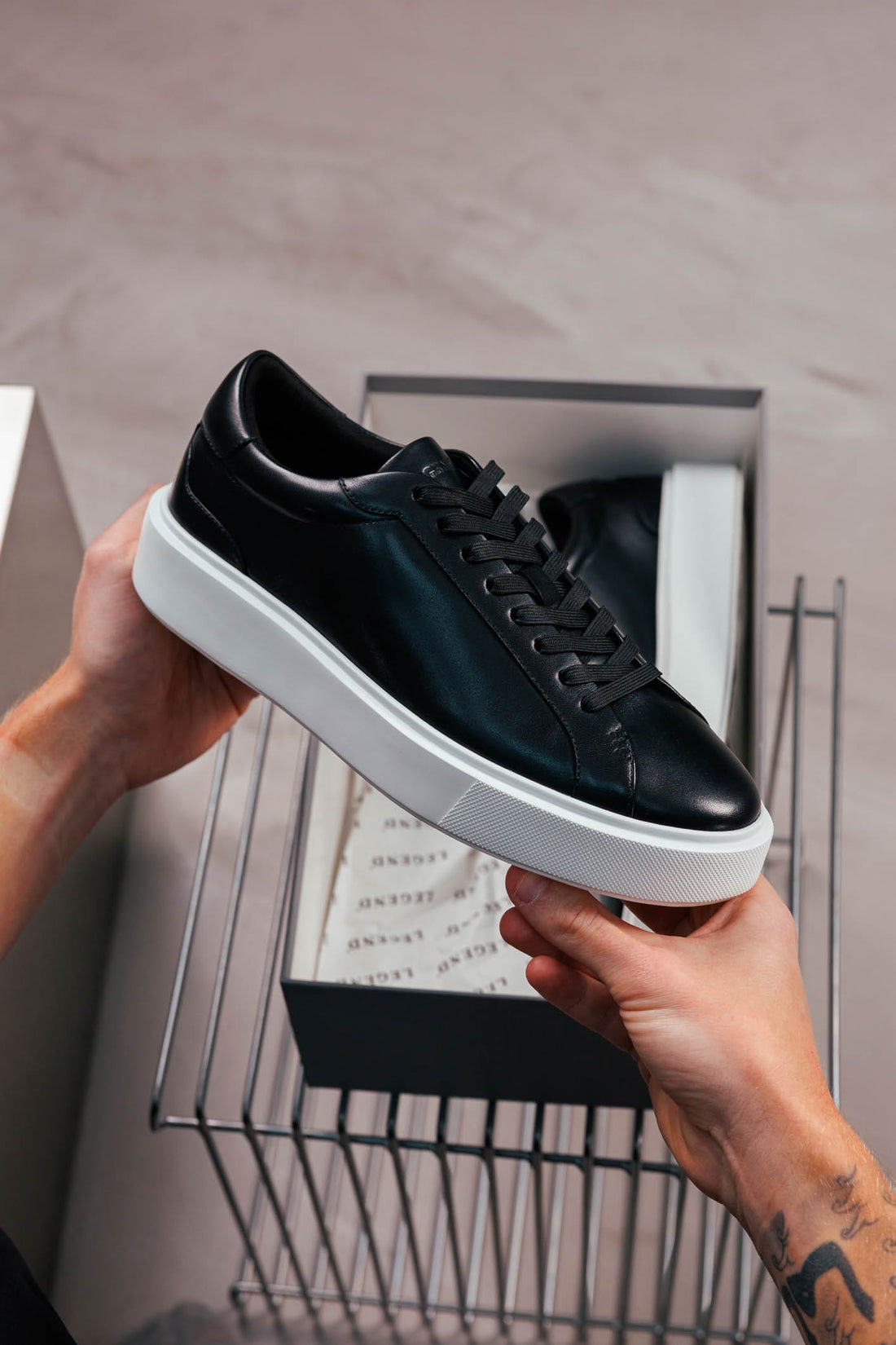 Legend London FOOTWEAR LEATHER TRAINER - BLACK