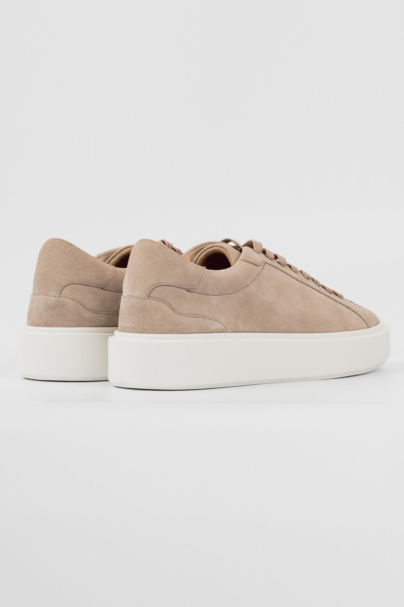Legend London FOOTWEAR SUEDE TRAINER - BEIGE
