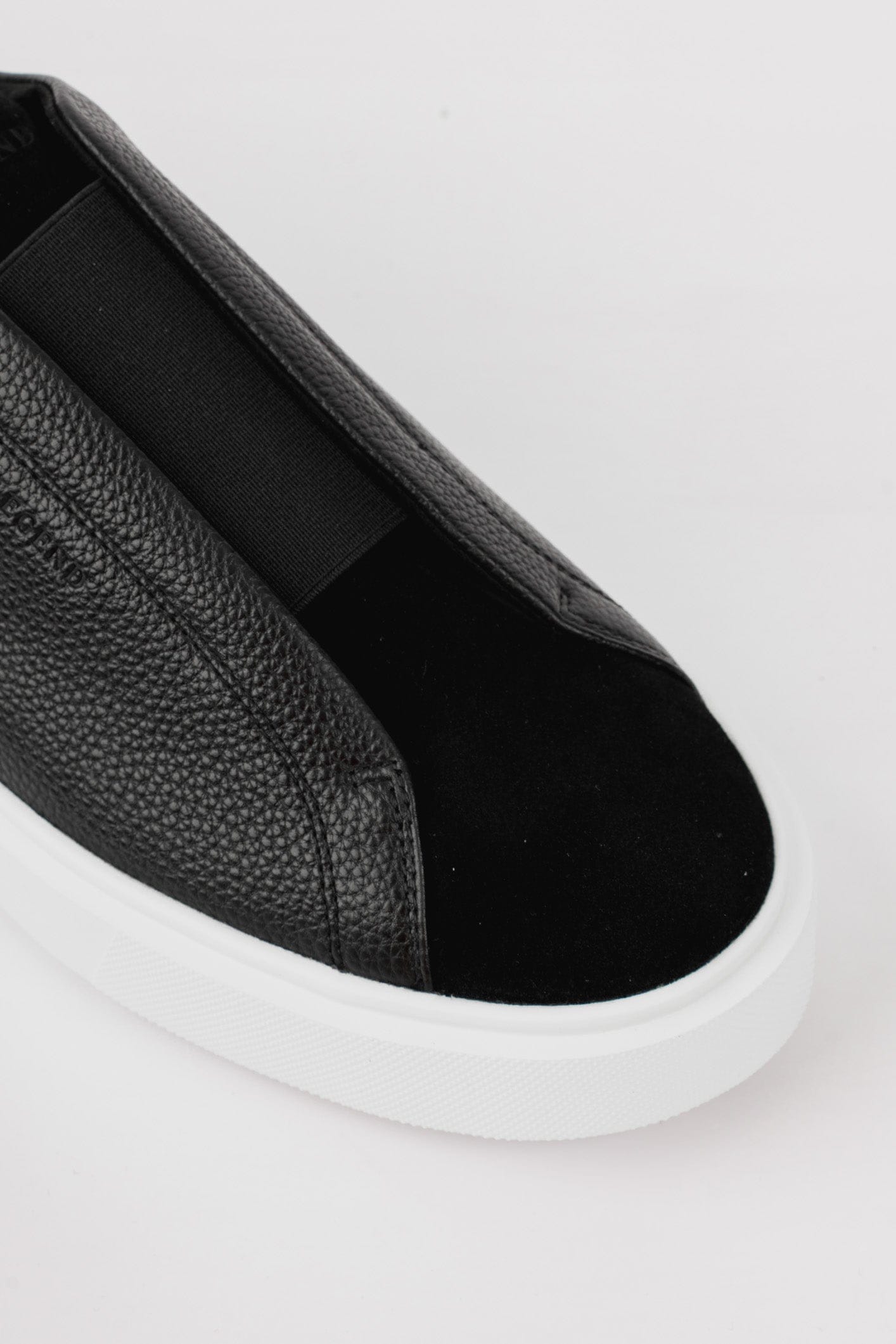 Legend London FOOTWEAR - TRAINERS VELORA TRAINER - BLACK