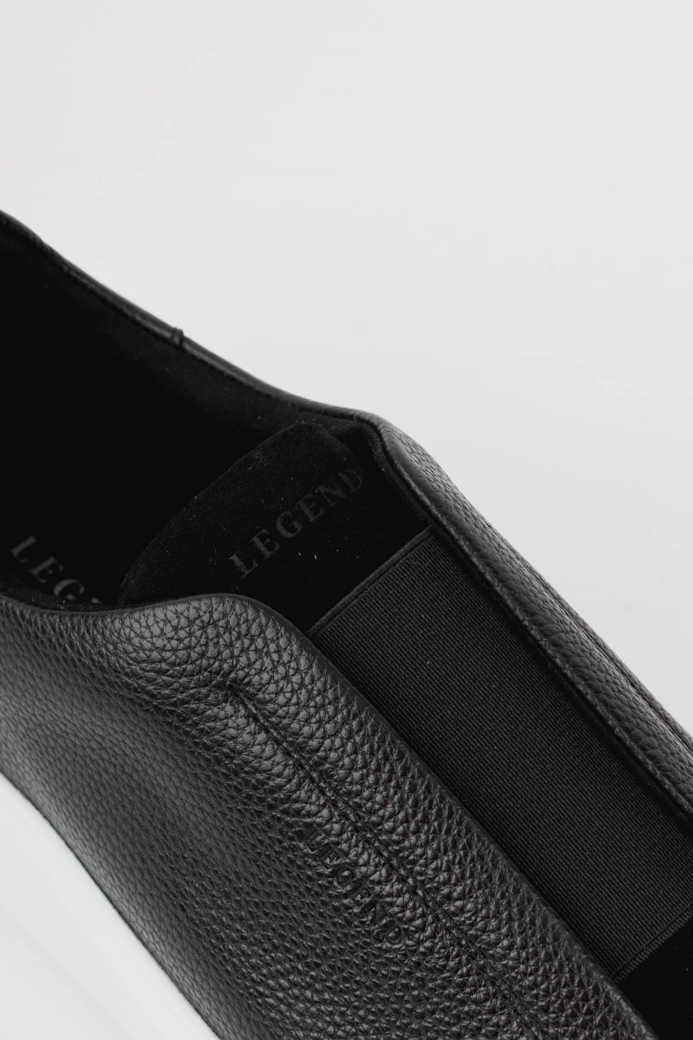 Legend London FOOTWEAR - TRAINERS VELORA TRAINER - BLACK