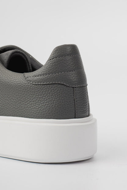 Legend London FOOTWEAR - TRAINERS VELORA TRAINER - GREY