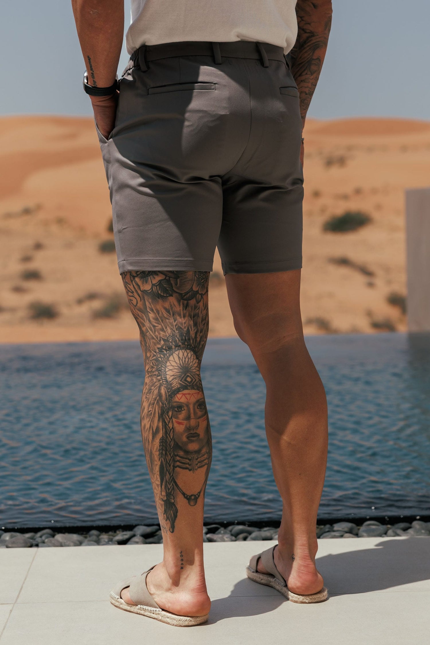Legend London Short - Summer HYBRID SHORT - DARK GREY