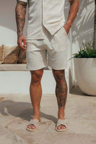 TEXTURED SHORTS - CREAM