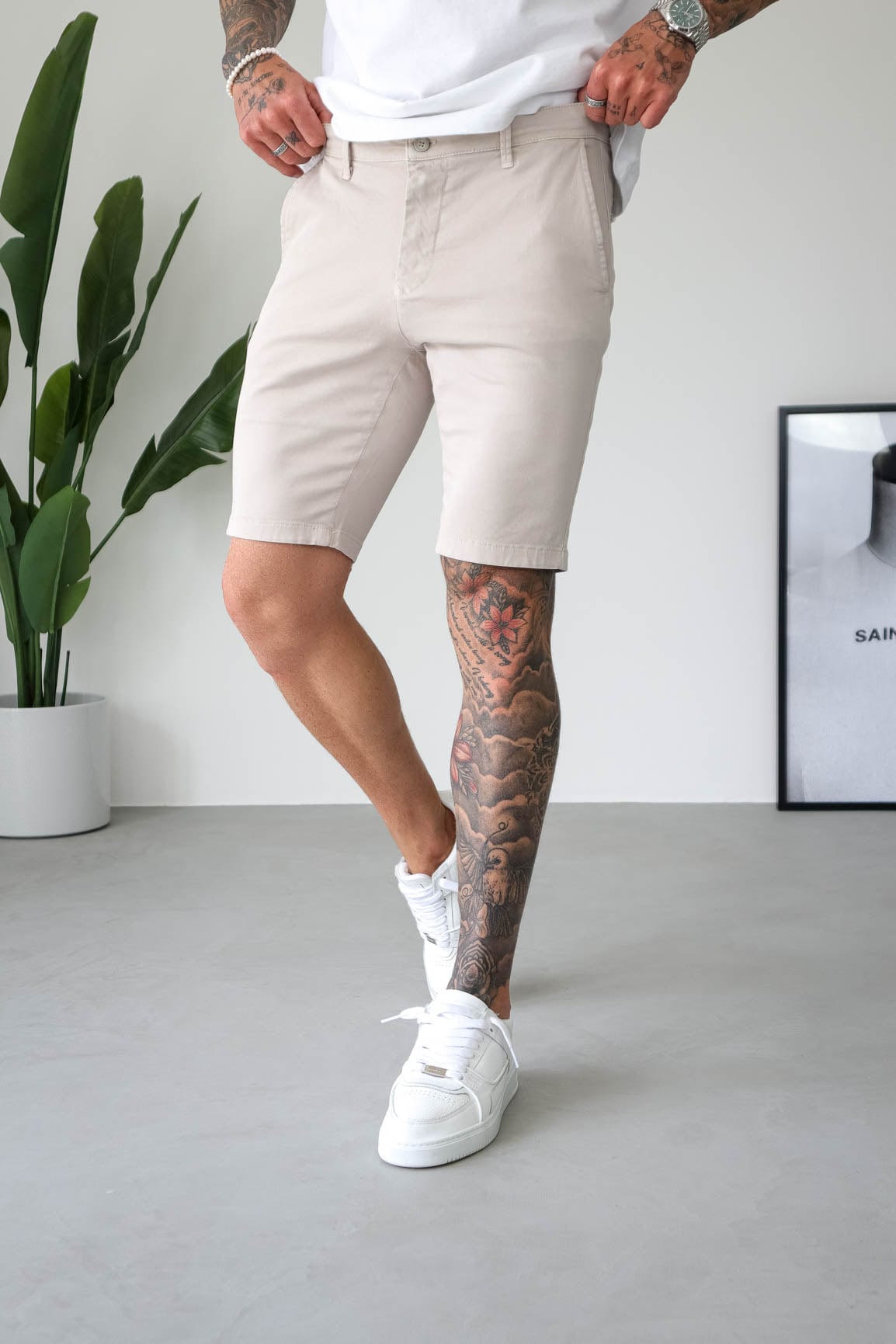 Legend London Shorts - chino SLIM CHINO SHORT - SAND
