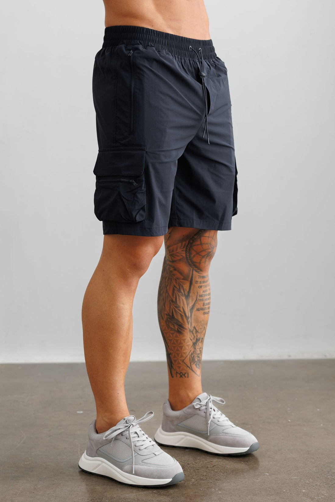 Legend London Shorts - Tech TECHNICAL CARGO SHORTS - NAVY