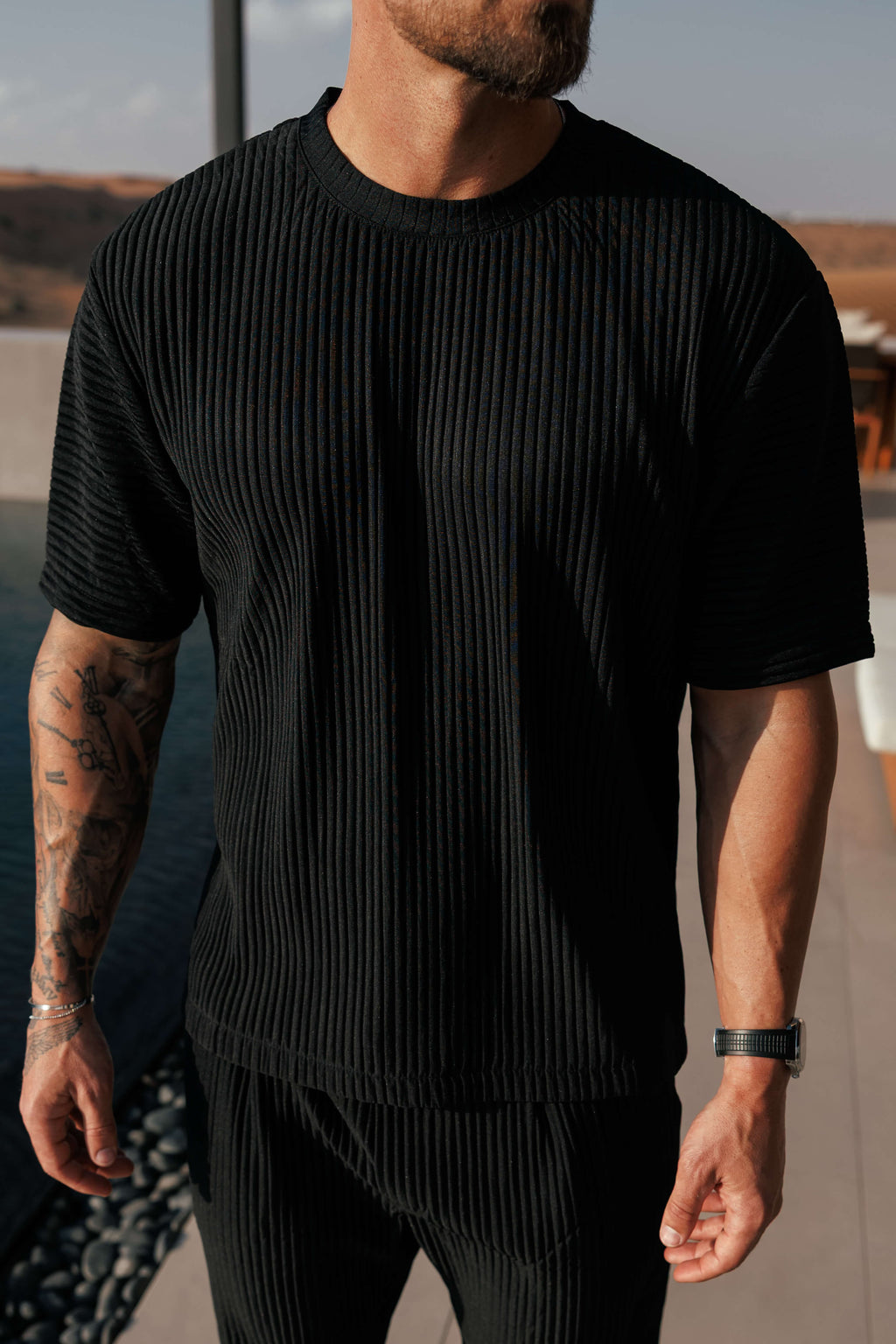 LEGEND LONDON T-SHIRT FALTEN-T-SHIRT - SCHWARZ