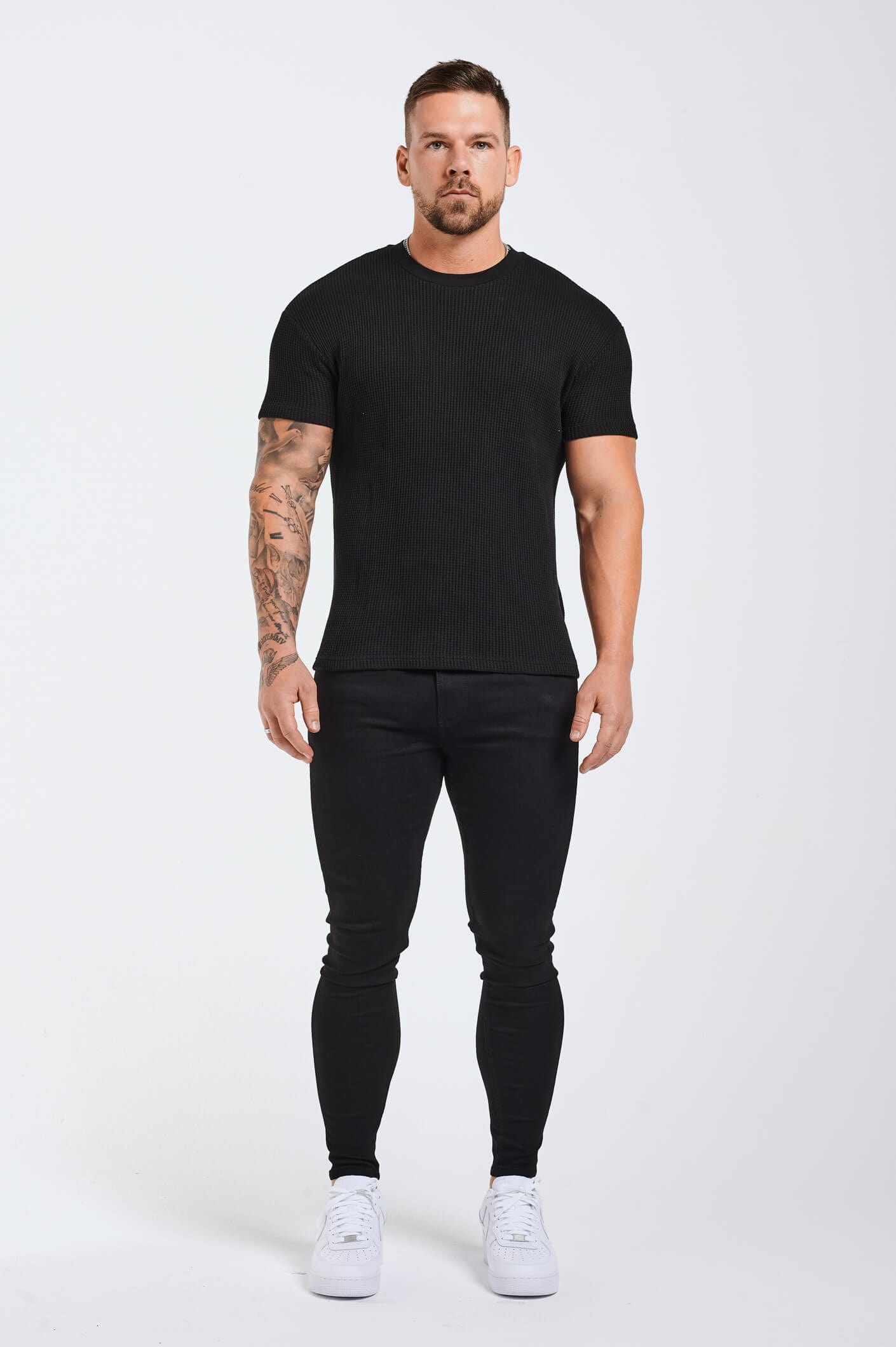 PLEATED T-SHIRT - BLACK – Legend London