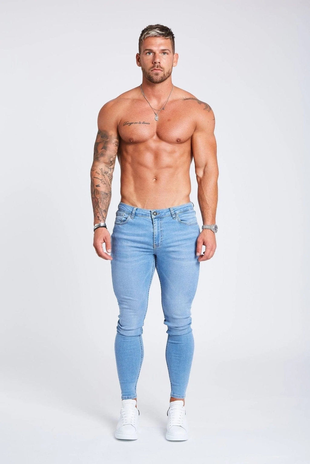 Legend London Jeans Hellblaue Jeans ohne Risse