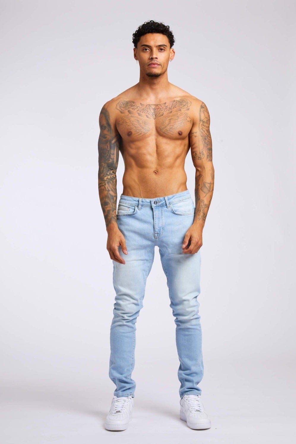 Buy Men Light Blue Cotton Stretch Slim Fit Jeans @ 3,499