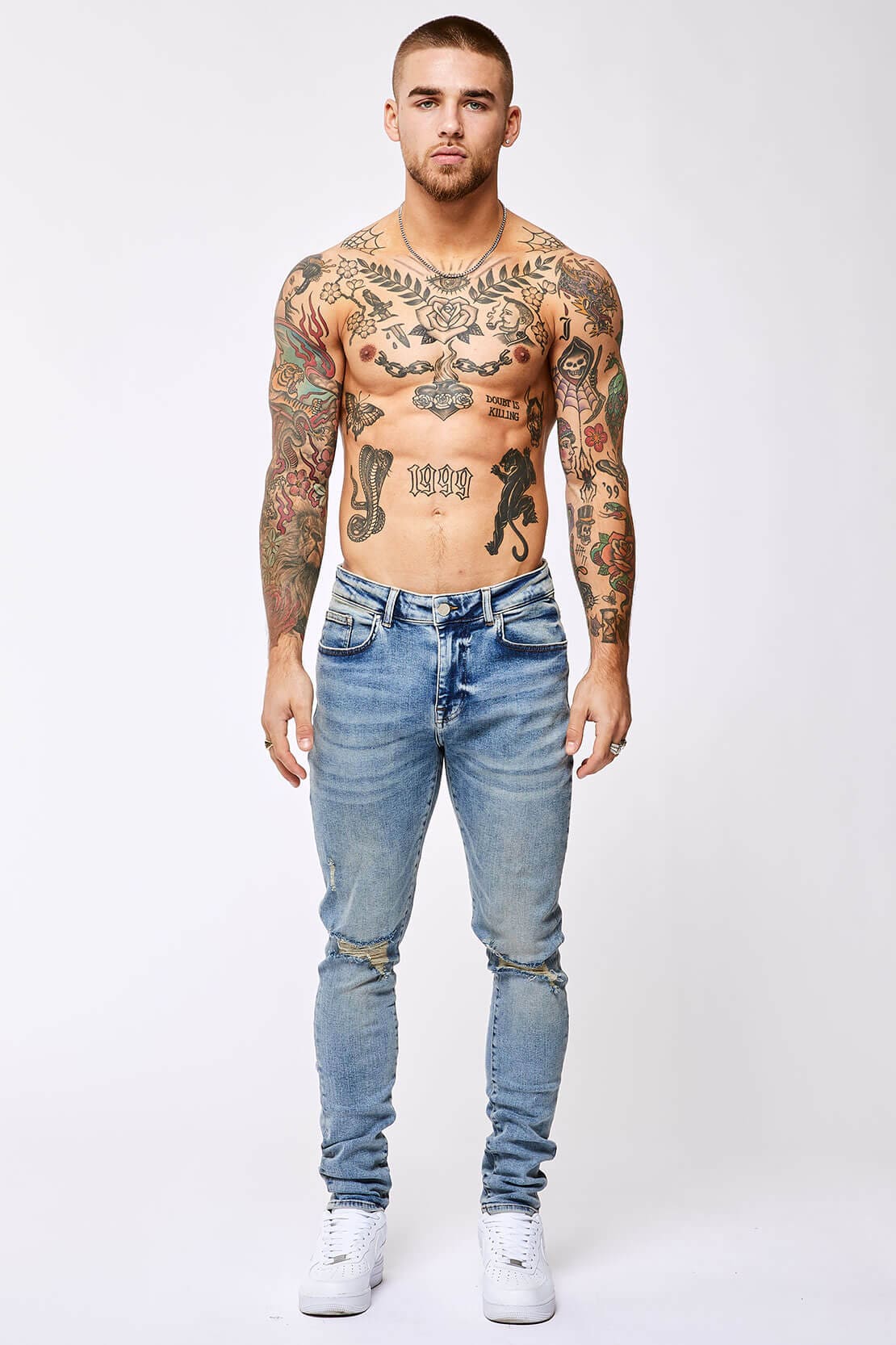 Legend London Jeans SKINNY FIT JEANS - VINTAGE BLUE RIPPED KNEE