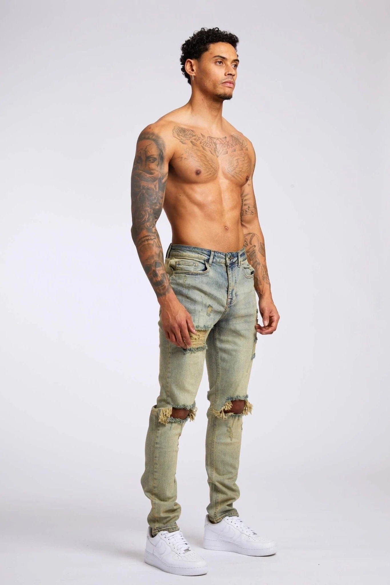 Stone wash ripped online jeans