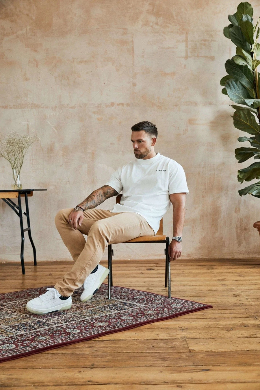 Legend London T-SHIRT BACK SPLIT LOGO T-SHIRT - CREAM