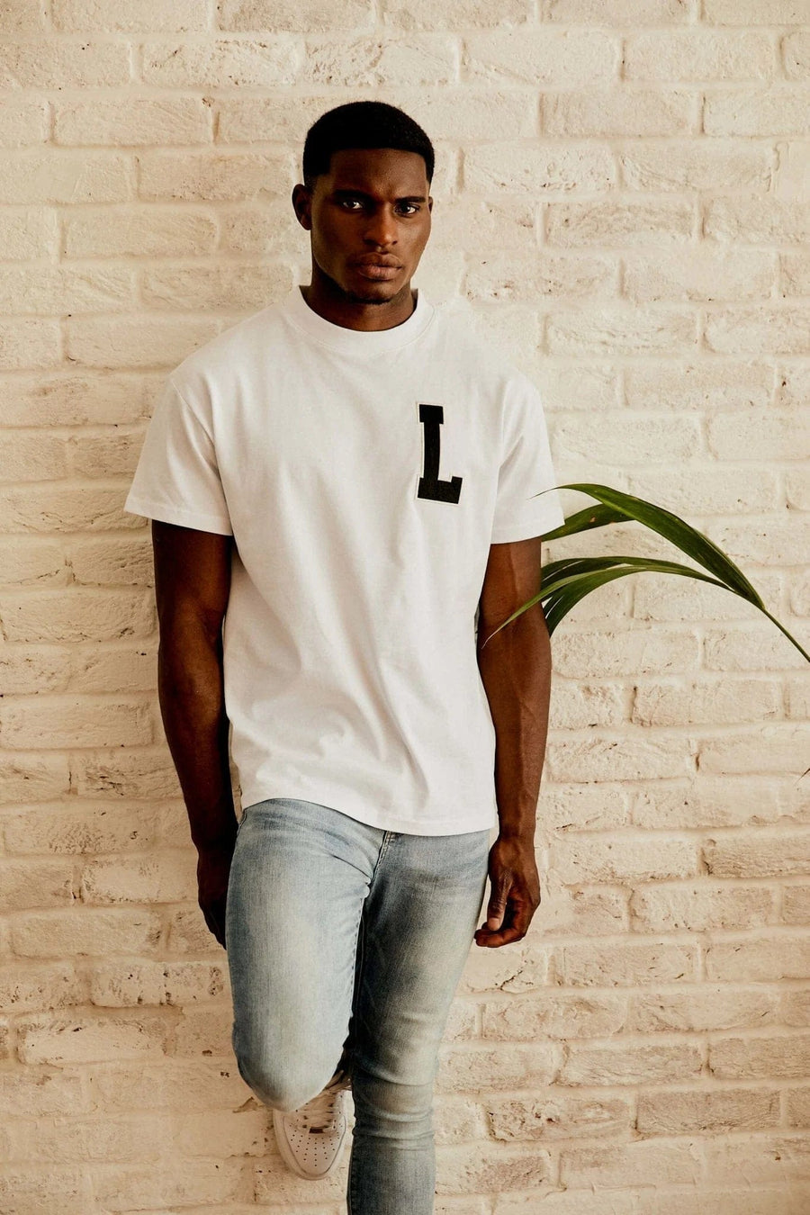 Legend London T-SHIRT VARSITY L T-SHIRT - WHITE