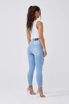 Legend London Damen Skinny Jeans mit mehreren Rissen - Hellblau